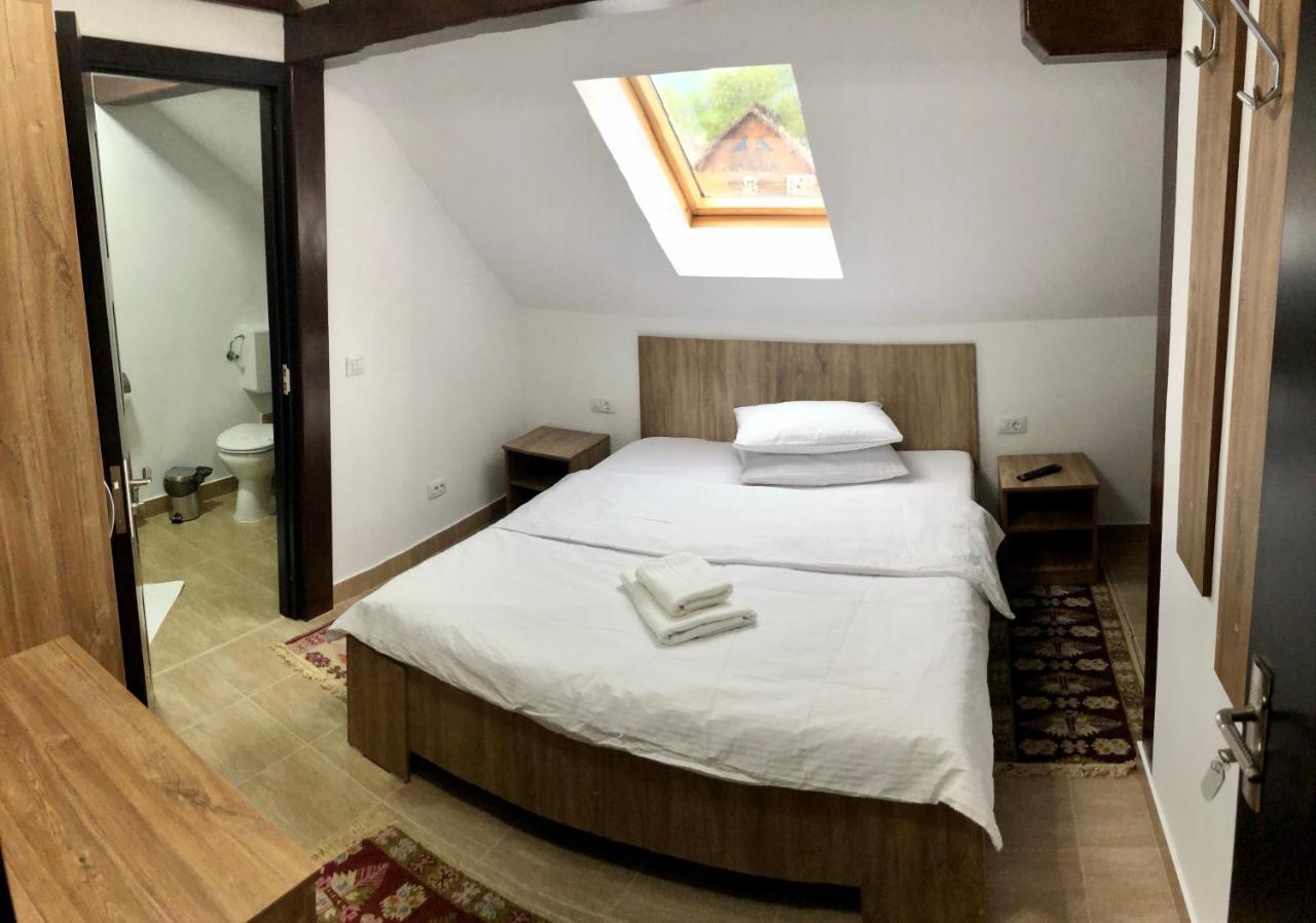 Vila Fan Confort Viseu de Sus Bagian luar foto