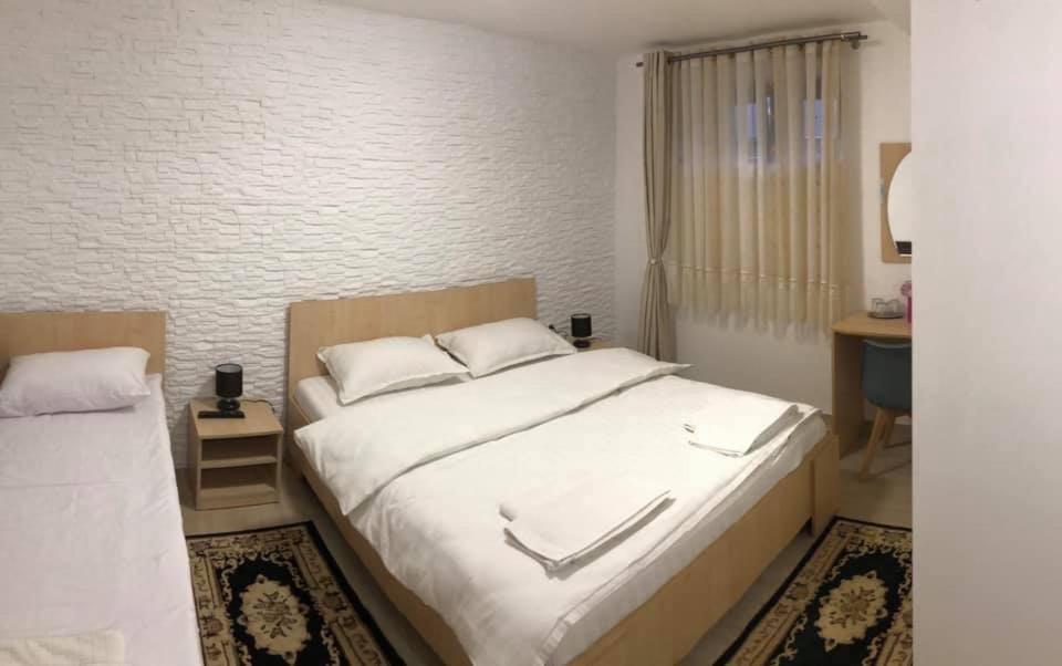 Vila Fan Confort Viseu de Sus Bagian luar foto