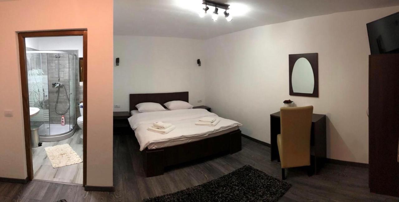 Vila Fan Confort Viseu de Sus Bagian luar foto